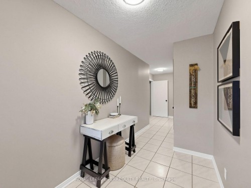 61 Sprucedale Way, Whitby, ON - Indoor Photo Showing Other Room
