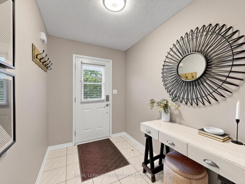 61 Sprucedale Way, Whitby, ON - Indoor Photo Showing Other Room