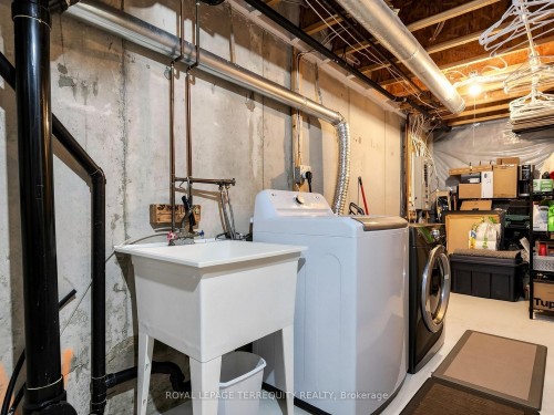 61 Sprucedale Way, Whitby, ON - Indoor Photo Showing Laundry Room