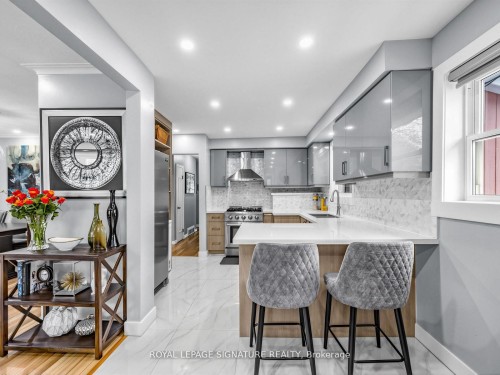 7 Jarwick Drive, Toronto, ON - Indoor Photo Showing Other Room