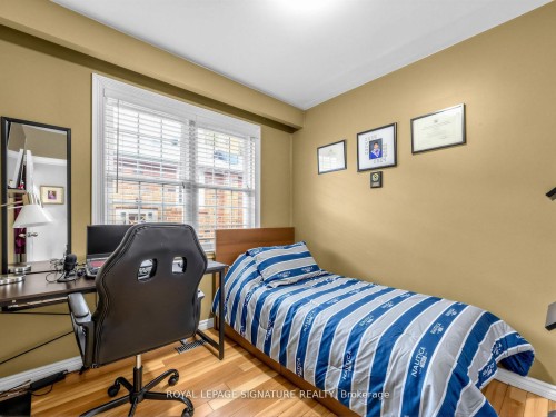 7 Jarwick Drive, Toronto, ON - Indoor