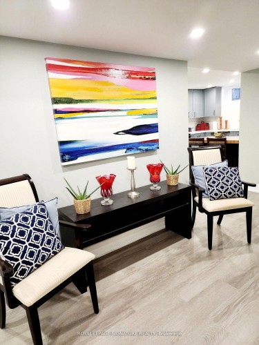 7 Jarwick Drive, Toronto, ON - Indoor