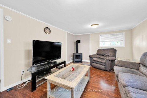 24 Oxford Street, Brantford, ON - Outdoor With In Ground Pool With Exterior