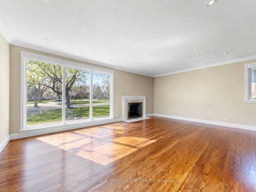 Upper-14 Hedges Boulevard, Toronto, ON - Indoor Photo Showing Living Room With Fireplace
