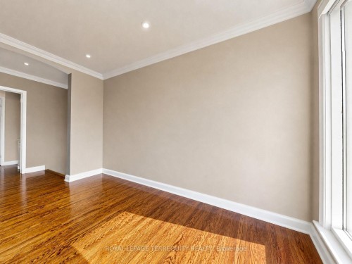 Upper-14 Hedges Boulevard, Toronto, ON - Indoor Photo Showing Other Room
