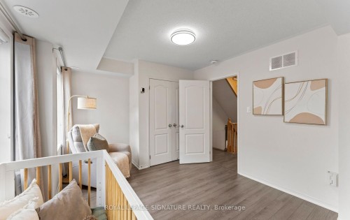 443-22 Filly Path, Oshawa, ON - Indoor Photo Showing Other Room