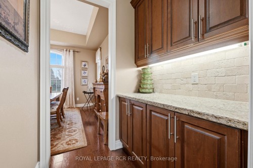 8 Masters Creek Boulevard, Mono, ON - Indoor Photo Showing Other Room