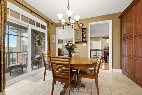 8 Masters Creek Boulevard, Mono, ON - Indoor Photo Showing Dining Room