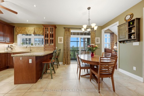 8 Masters Creek Boulevard, Mono, ON - Indoor
