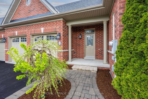 8 Masters Creek Boulevard, Mono, ON - Outdoor