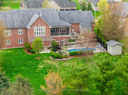 8 Masters Creek Boulevard, Mono, ON - Outdoor