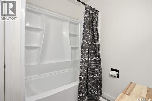 434 Skeena Court, Saskatoon, SK - Indoor Photo Showing Bathroom