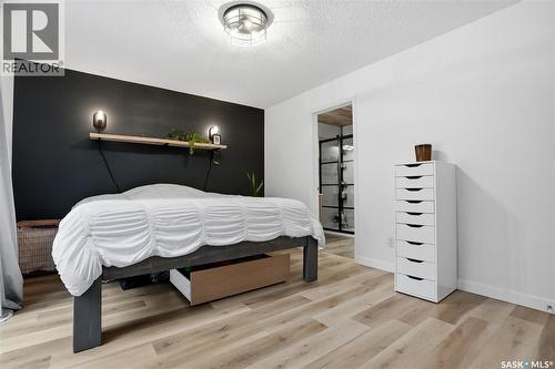 434 Skeena Court, Saskatoon, SK - Indoor Photo Showing Bedroom