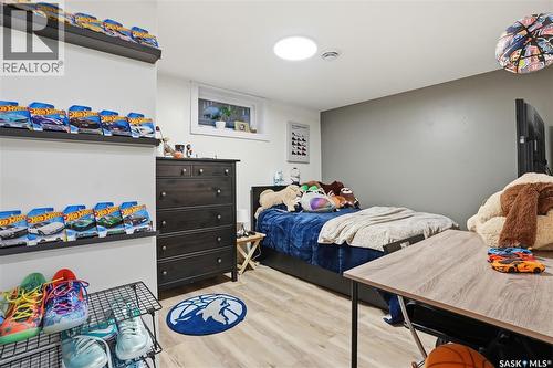 434 Skeena Court, Saskatoon, SK - Indoor Photo Showing Bedroom