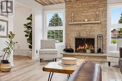 434 Skeena Court, Saskatoon, SK - Indoor Photo Showing Living Room With Fireplace