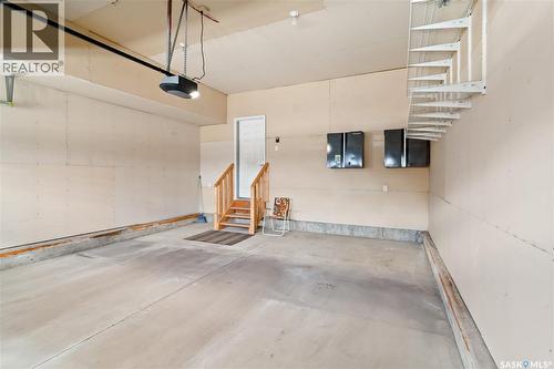 8814 Herman Crescent, Regina, SK - Indoor Photo Showing Garage