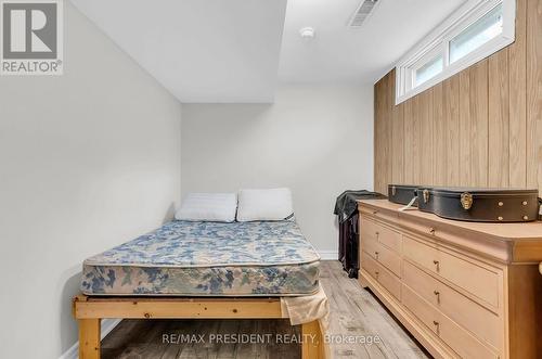 57 High Street, Waterloo, ON - Indoor Photo Showing Bedroom