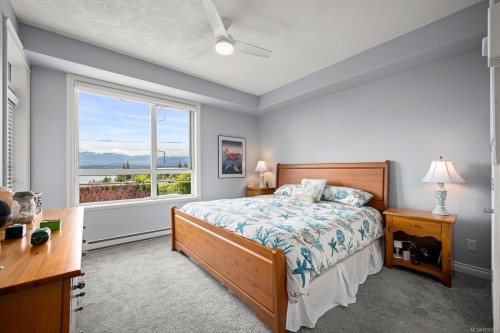#303-1912 Comox Ave, Comox, BC - Indoor Photo Showing Bedroom