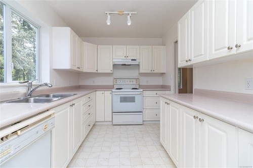 609 Taurus Dr, Metchosin, BC 