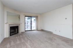 409-3255 Glasgow Ave  Saanich, BC V8X 4S4
