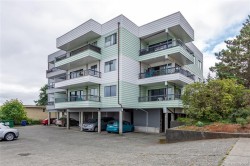 305-907 Cedar St Campbell River, BC V9W 2W1