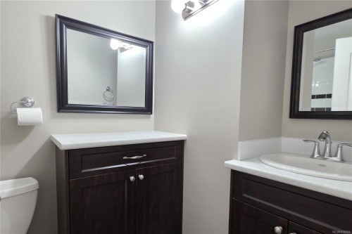 #305-907 Cedar St, Campbell River, BC - Indoor Photo Showing Other Room
