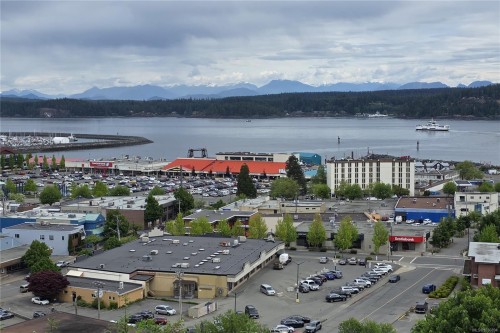 #305-907 Cedar St, Campbell River, BC - Outdoor