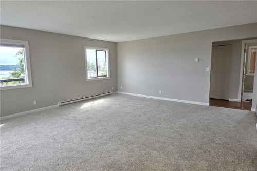 #305-907 Cedar St, Campbell River, BC - Indoor Photo Showing Other Room