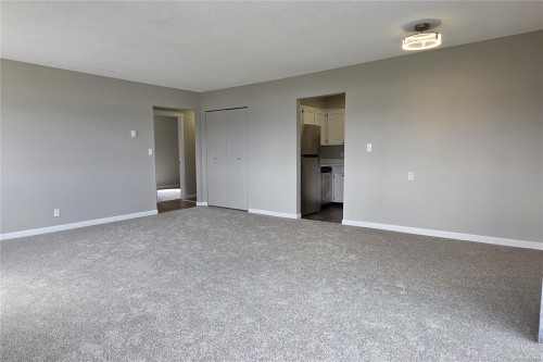 #305-907 Cedar St, Campbell River, BC - Indoor Photo Showing Other Room