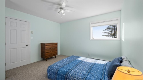416 Curtis Rd, Comox, BC 