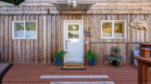 416 Curtis Rd, Comox, BC 