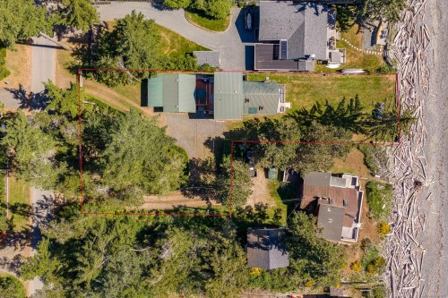416 Curtis Rd, Comox, BC 