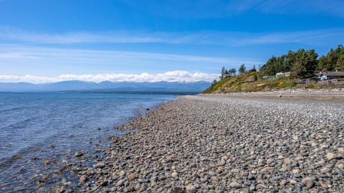 416 Curtis Rd, Comox, BC 