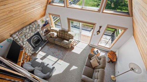 416 Curtis Rd, Comox, BC 