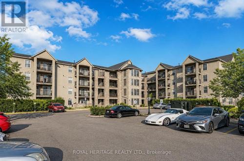 305 - 1421 WALKER'S LINE  Burlington, ON L7M 4P4