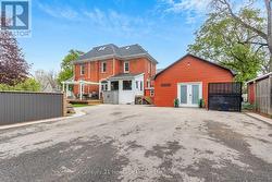 Side driveway off Erie Street - 