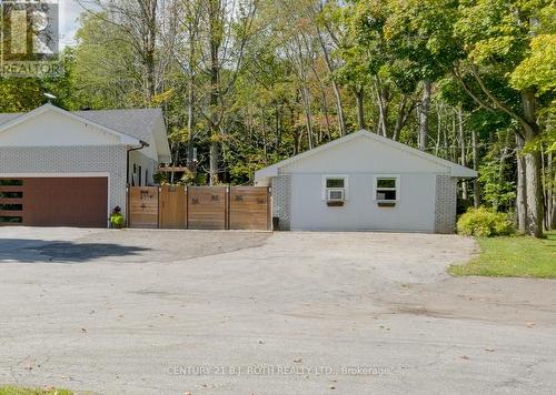 1250 County Road 6 S, Tiny, ON - Outdoor