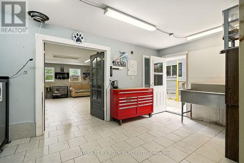 1250 County Road 6 S, Tiny, ON - Indoor