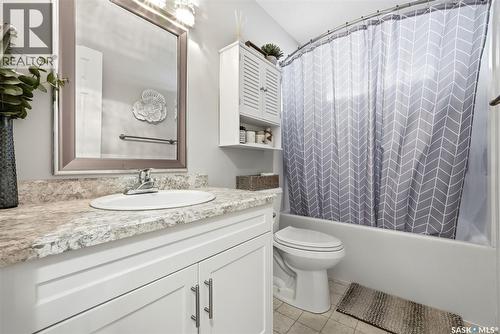 68 Carmichael Road, Regina, SK - Indoor Photo Showing Bathroom