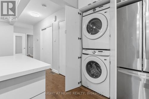 1808 Gilbert Avenue, Ottawa, ON - Indoor Photo Showing Laundry Room
