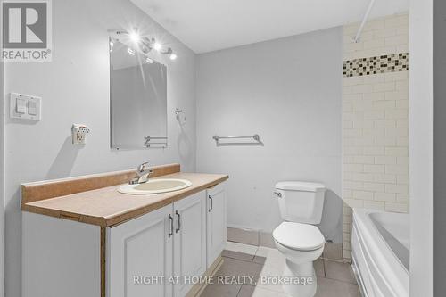 1808 Gilbert Avenue, Ottawa, ON - Indoor Photo Showing Bathroom