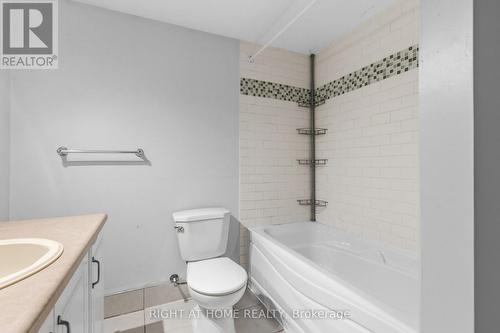 1808 Gilbert Avenue, Ottawa, ON - Indoor Photo Showing Bathroom