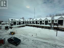 9 RAINWATER LANE  Barrie, ON L4N 9J6