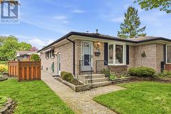 685 LADYBROOK CRESCENT  London South (South O), ON N6J 2C4