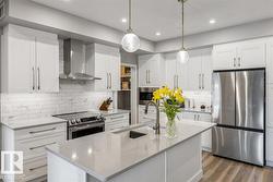 #428 7463 MAY CM NW  Edmonton, AB T6R 0X1