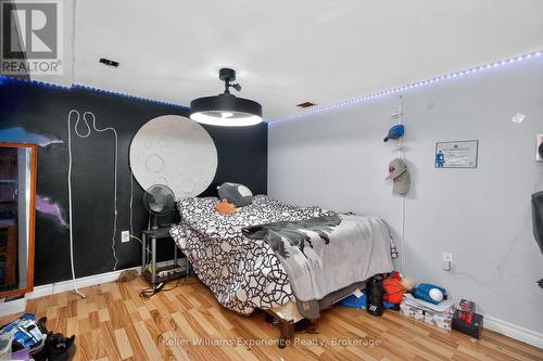3928 Edgehill Road, Ramara, ON - Indoor Photo Showing Bedroom