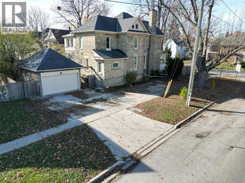 122 FORSYTH STREET North Unit# 1 EAST , Sarnia, Ontario N7T 6L3 1