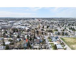 26E MEADOWLARK VG NW  Edmonton, AB T5R 5X4