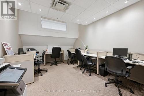 1673 Lakeshore Road W, Mississauga, ON 