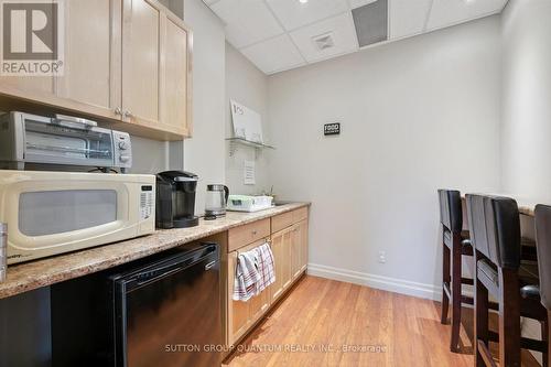 1673 Lakeshore Road W, Mississauga, ON 